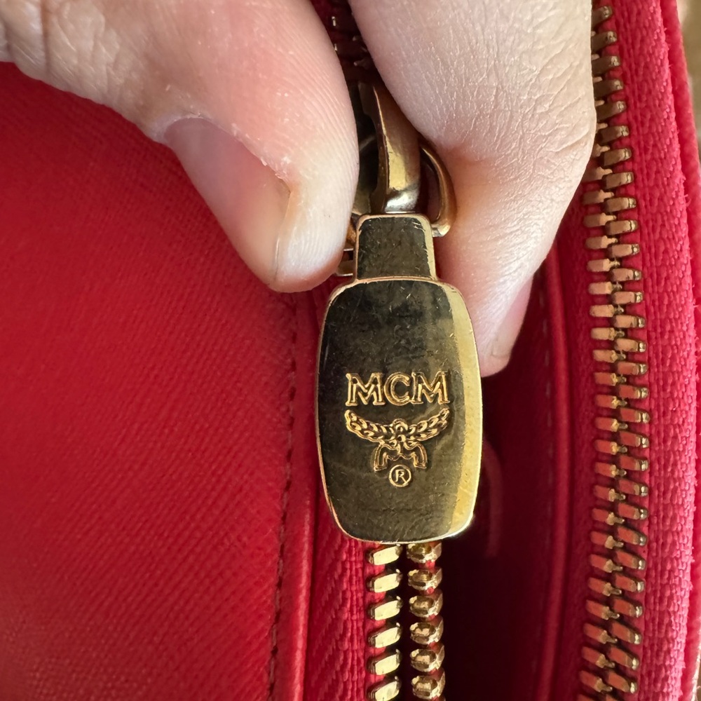 MCM Vibrant Pink Shoulder Bag with Gold Accents with COA - Picture 13 of 16